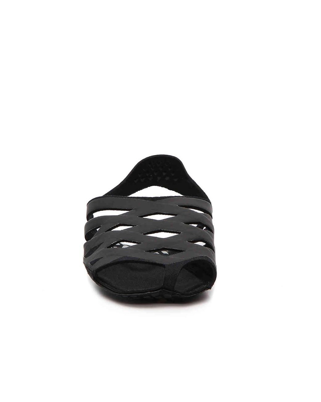New Balance Nb Studio Skin 118 Yoga Training Shoe in Black Lyst