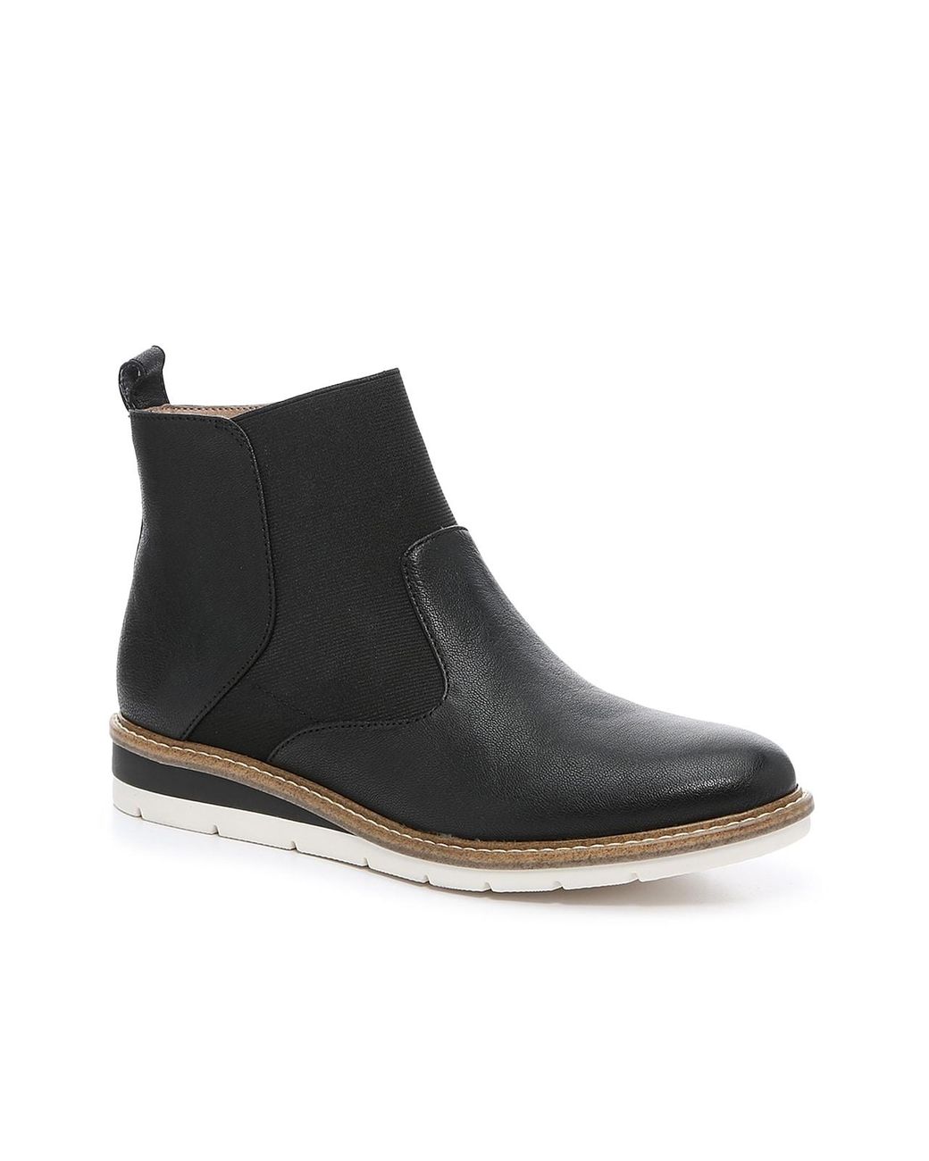 Kelly u0026 Katie Arlo Chelsea Boot in Black | Lyst