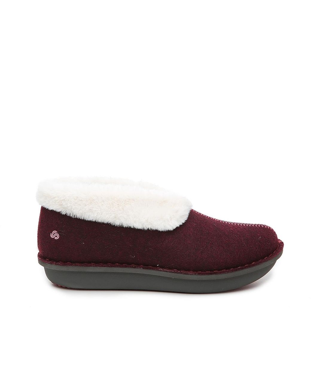 clarks step flow slippers