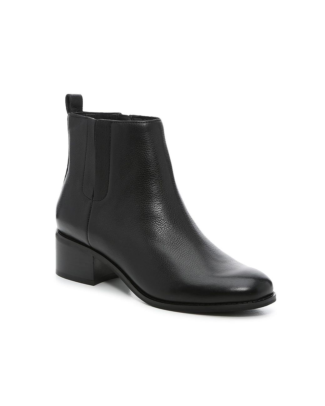 avianna stuart weitzman