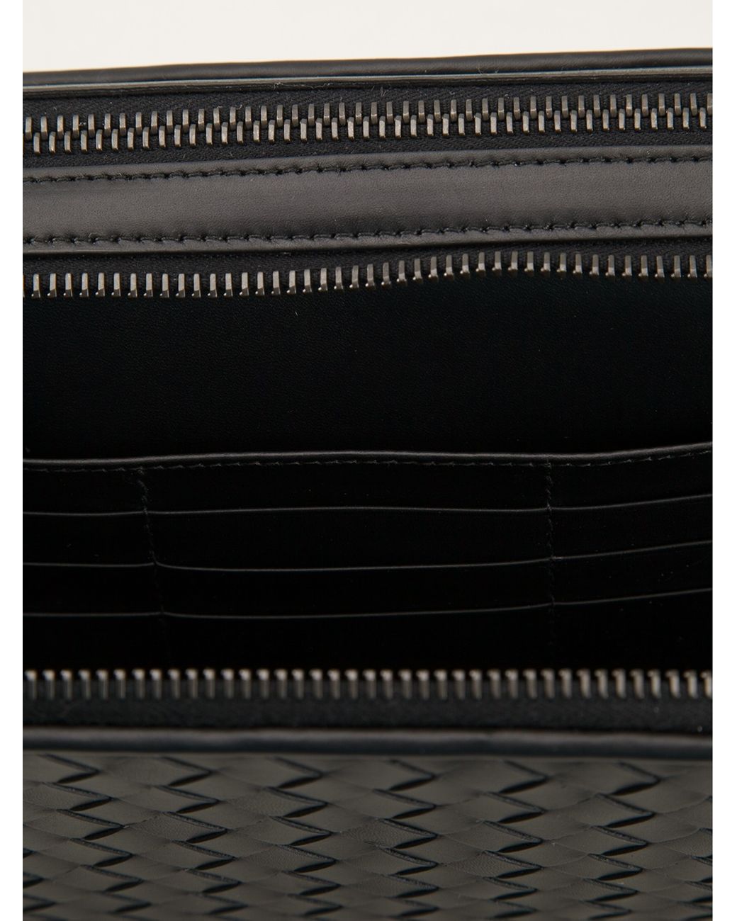 【Bottega Veneta】Clutches Men Leather（関税込み） Bottega Veneta】Clutches Men Leather Black（関税込み）