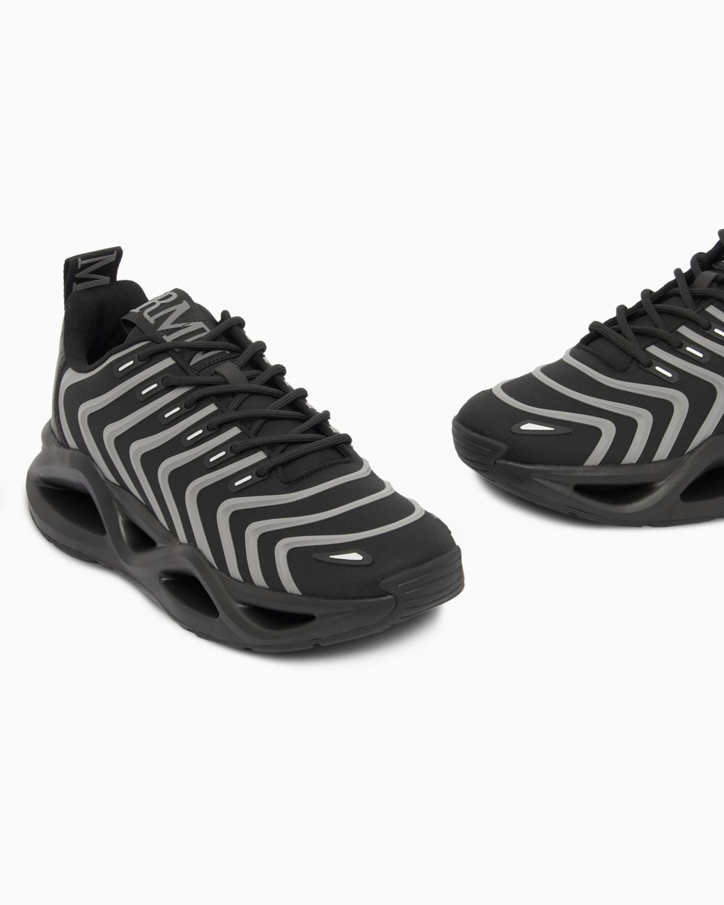 Sneakers Infinity Neo Con Tomaia di EA7 in Black