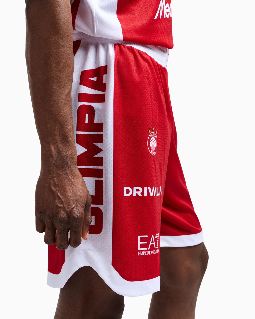 Olimpia Milano Shorts Replica Campionato 24/25 di EA7 in Red da Uomo