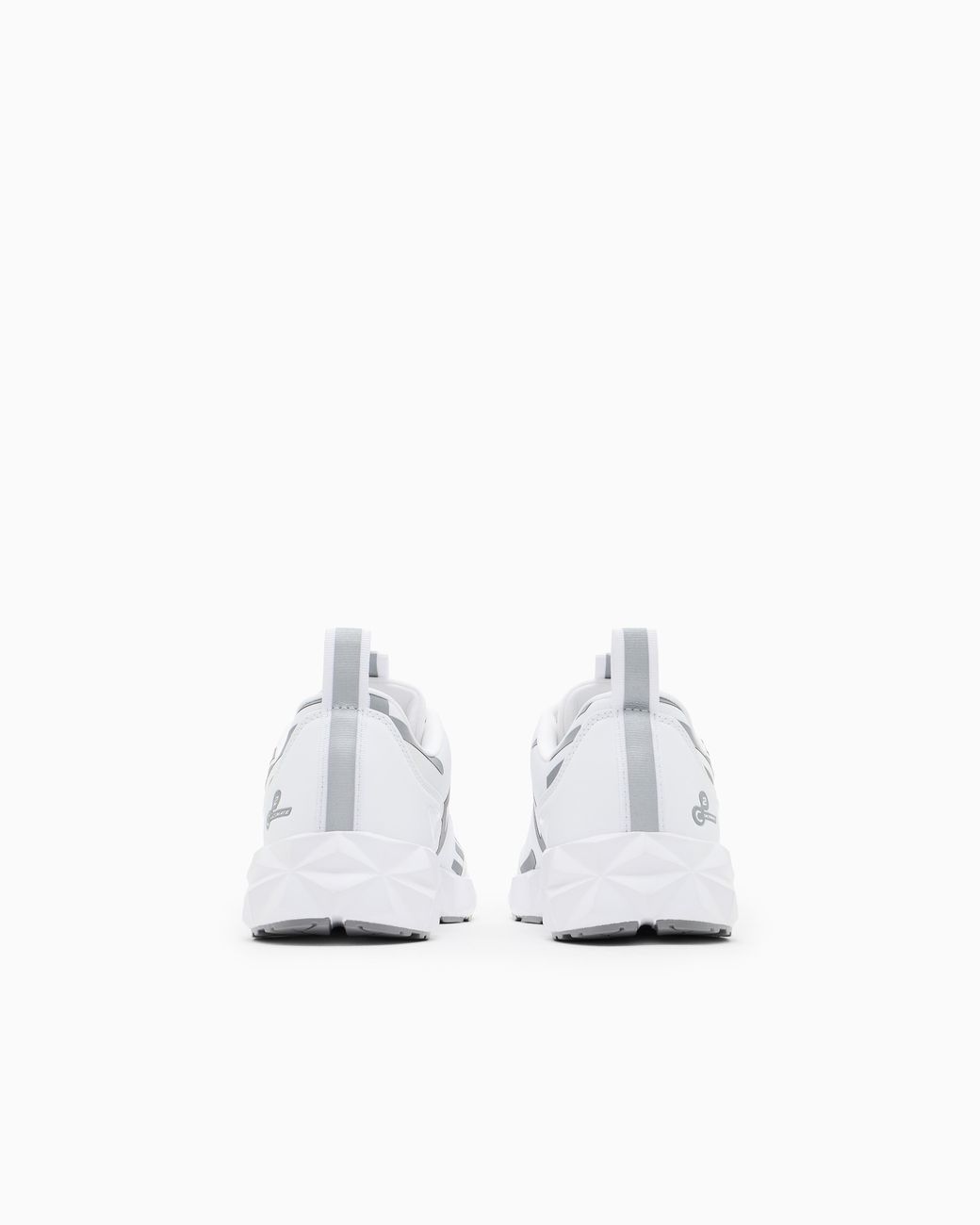 EA7 White Running Sneaker With Ultralight Sole Ultimate C2 Kombat New