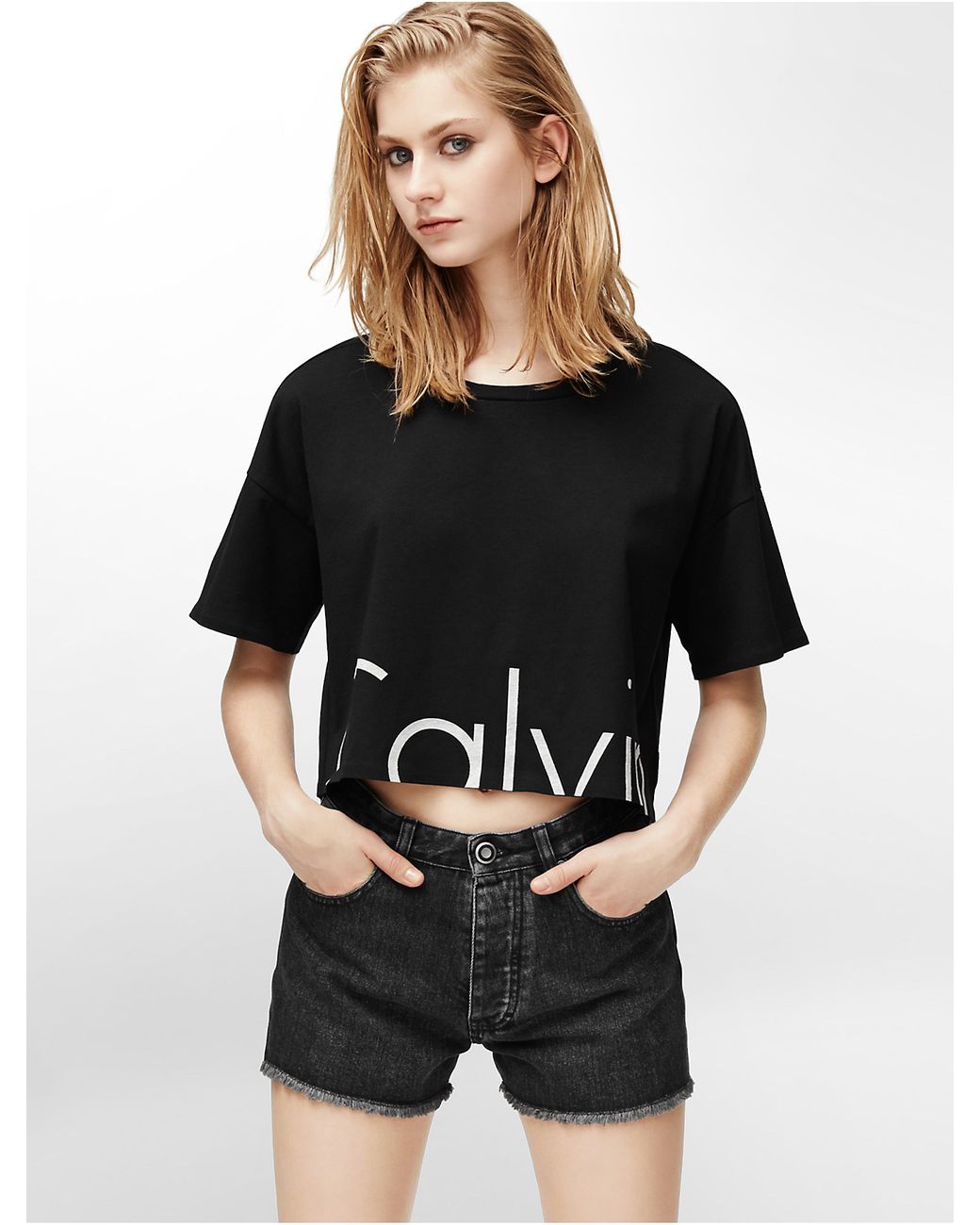 Calvin Klein Jeans Crop Logo Short Sleeve Top in Black | Lyst