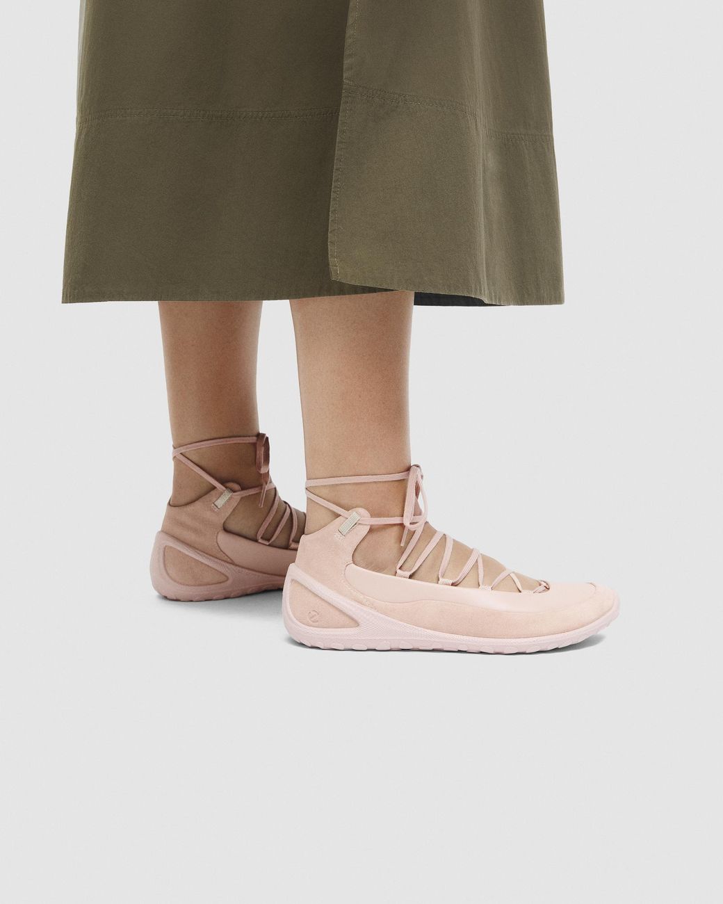 Ecco Pink Biom Lite