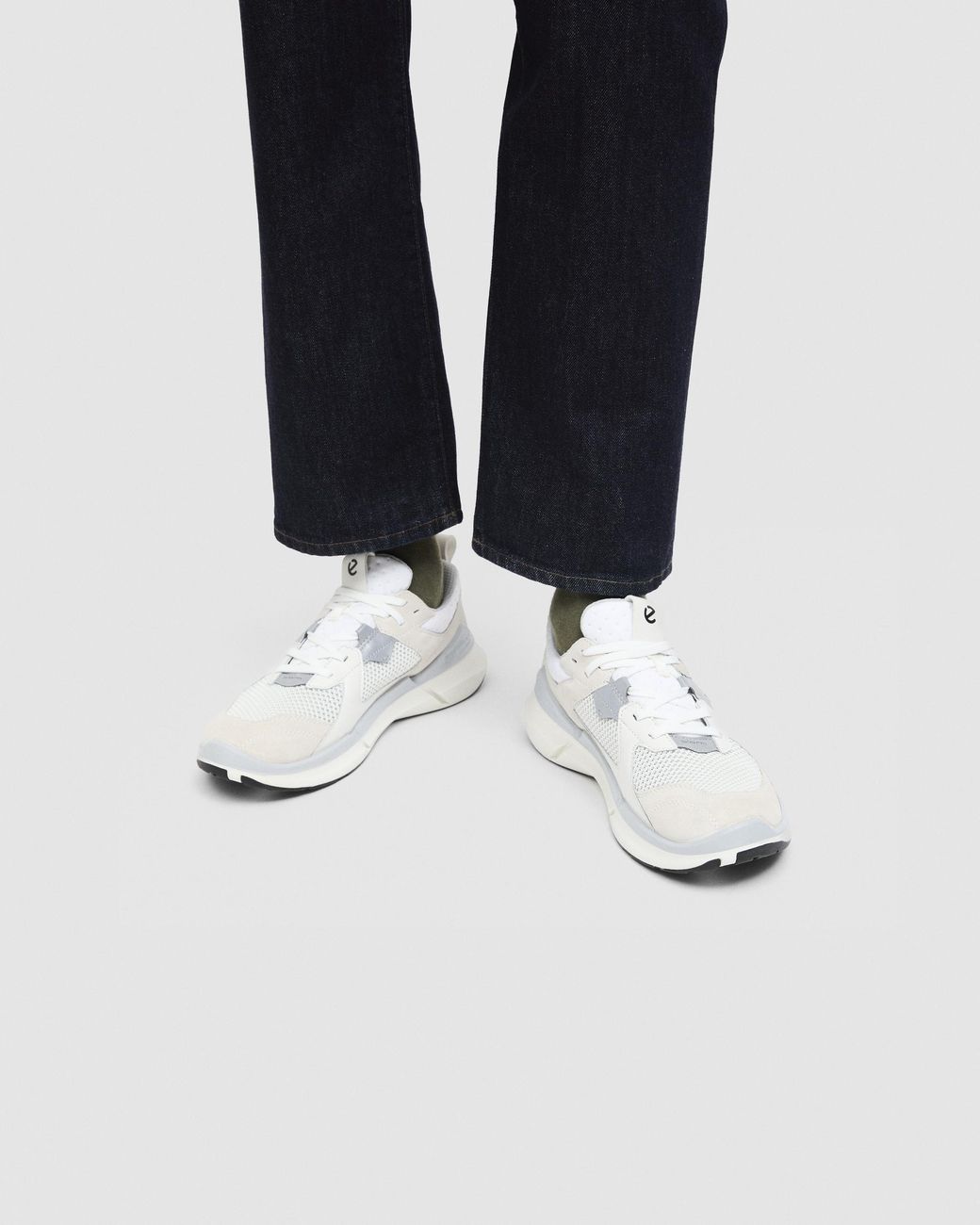 Ecco White Biom 2.2