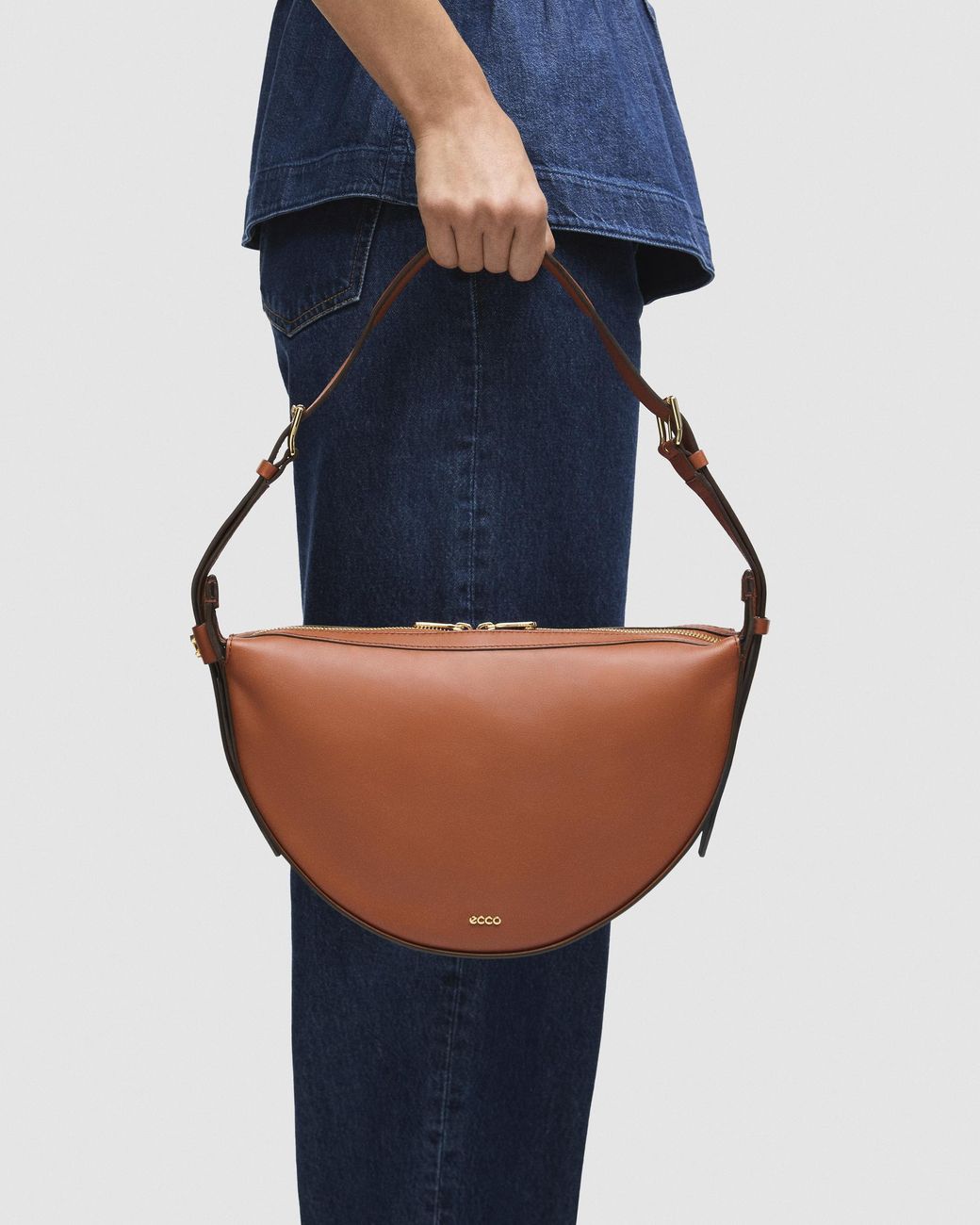 Ecco White Fortune Bag M