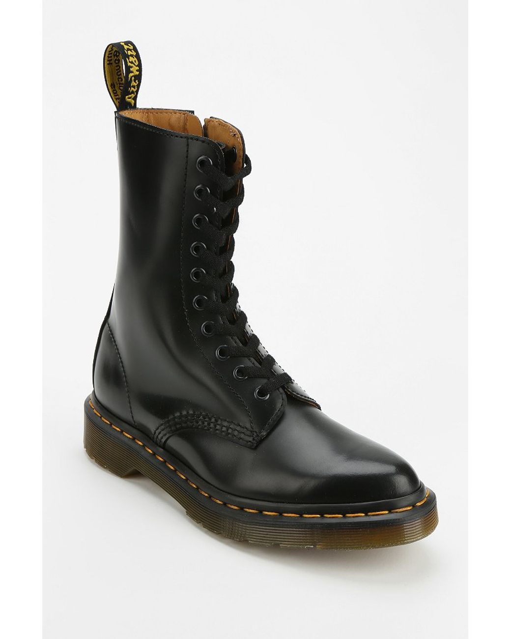 Dr. Martens Alix Pointy-Toed Boot in Black | Lyst Canada