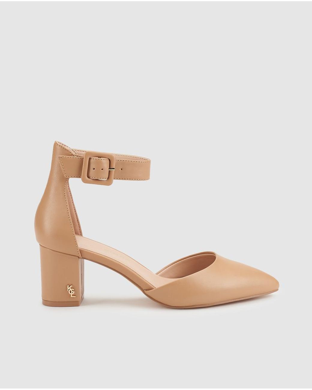 camel court heels