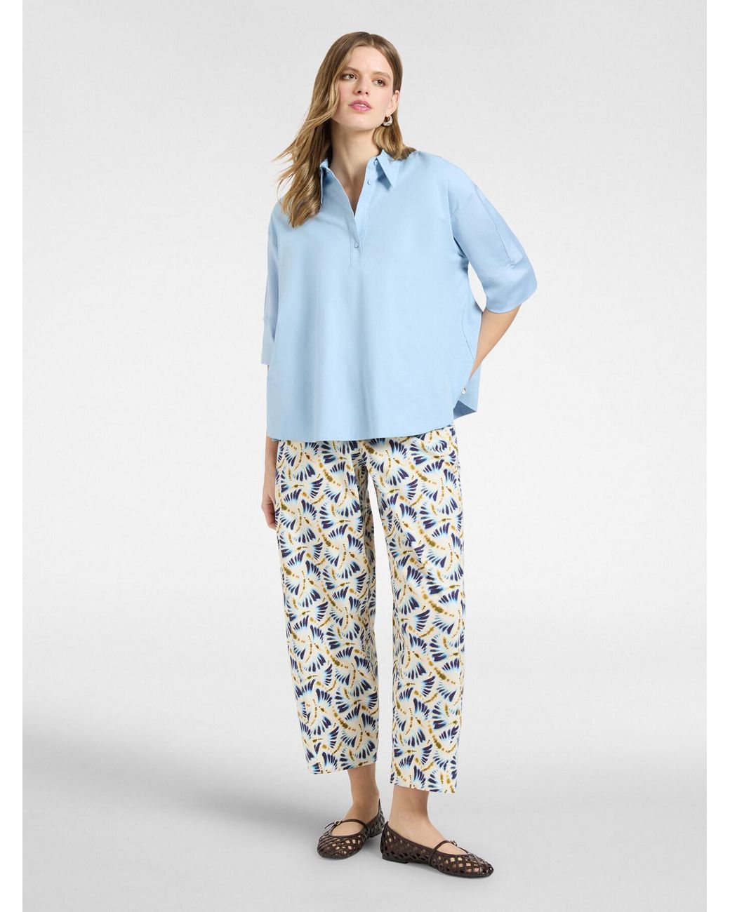 Blusa boxy con maniche a tre quarti di Elena Miro in Blue