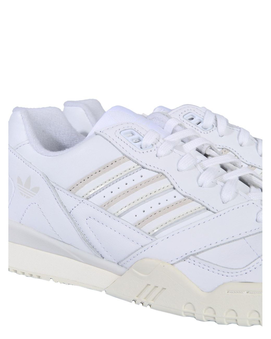 adidas originals la trainer in pelle adidas originals la trainer in pelle