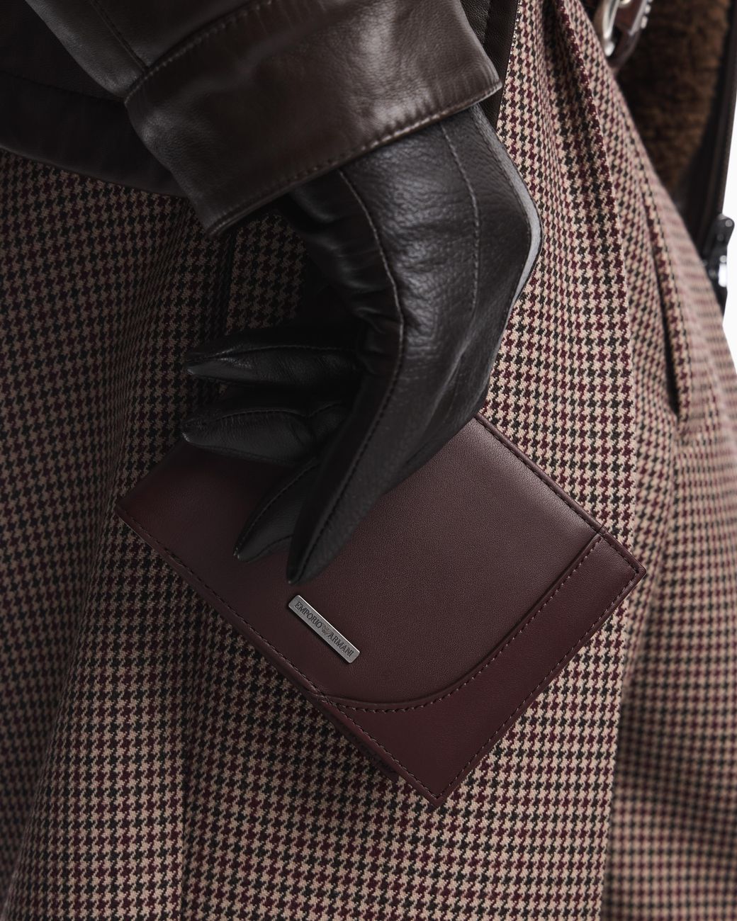 Emporio Armani Purple Leather Bifold Wallet With A Metal Logo And A Coin Pocket for men
