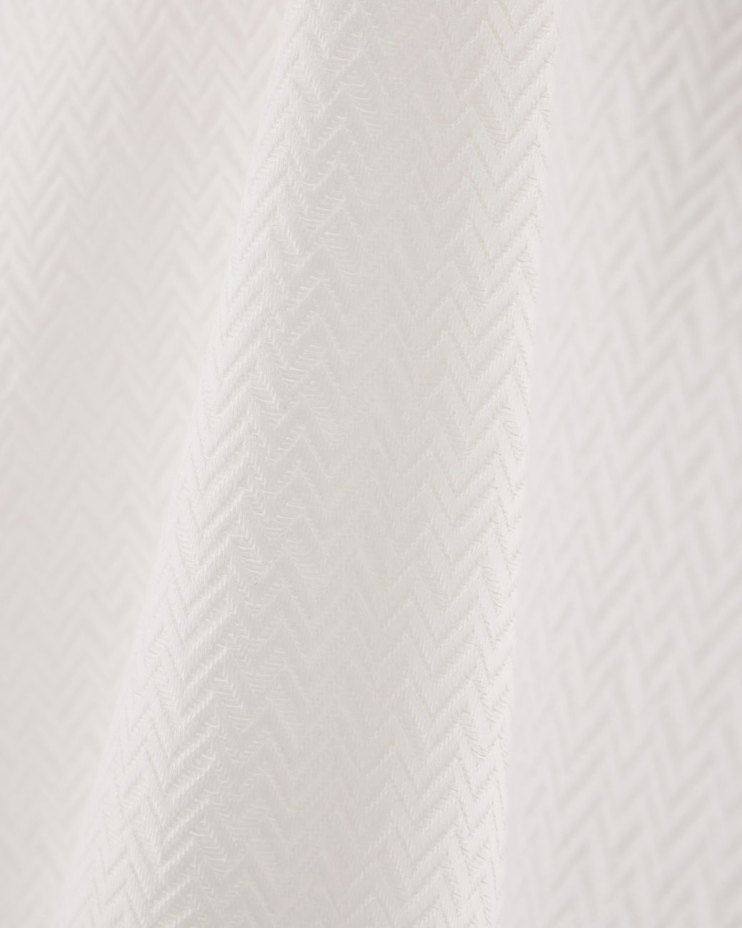 Emporio Armani White Short-Sleeve Shirt With Double Collar And Chevron Pattern