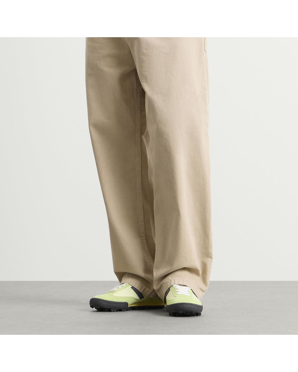 New Balance Yellow Gator Run Sneaker for men