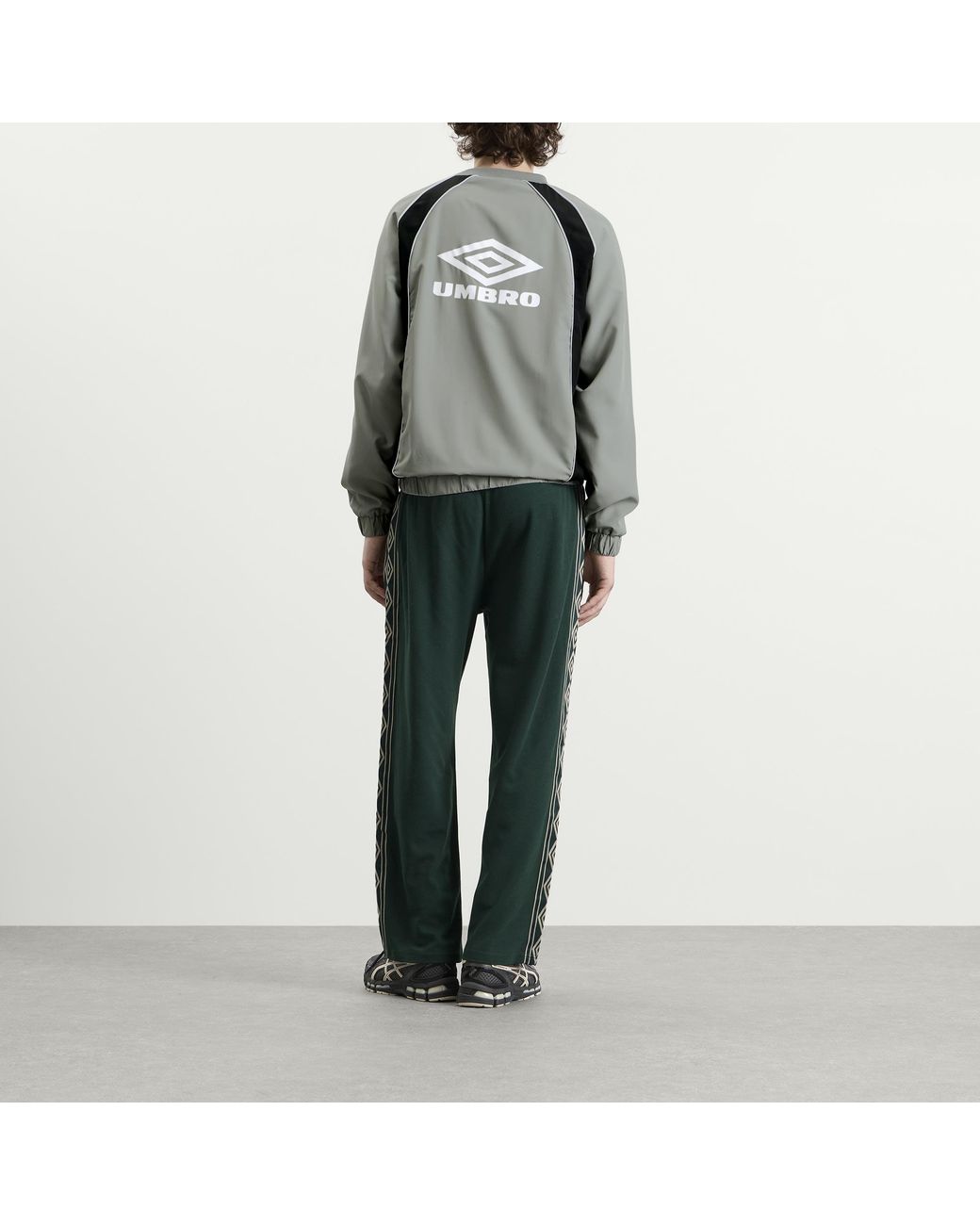 Umbro Gray Panelled Sweatshirt for men