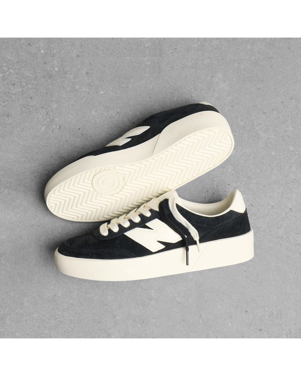 New Balance Black 750 Sneaker for men