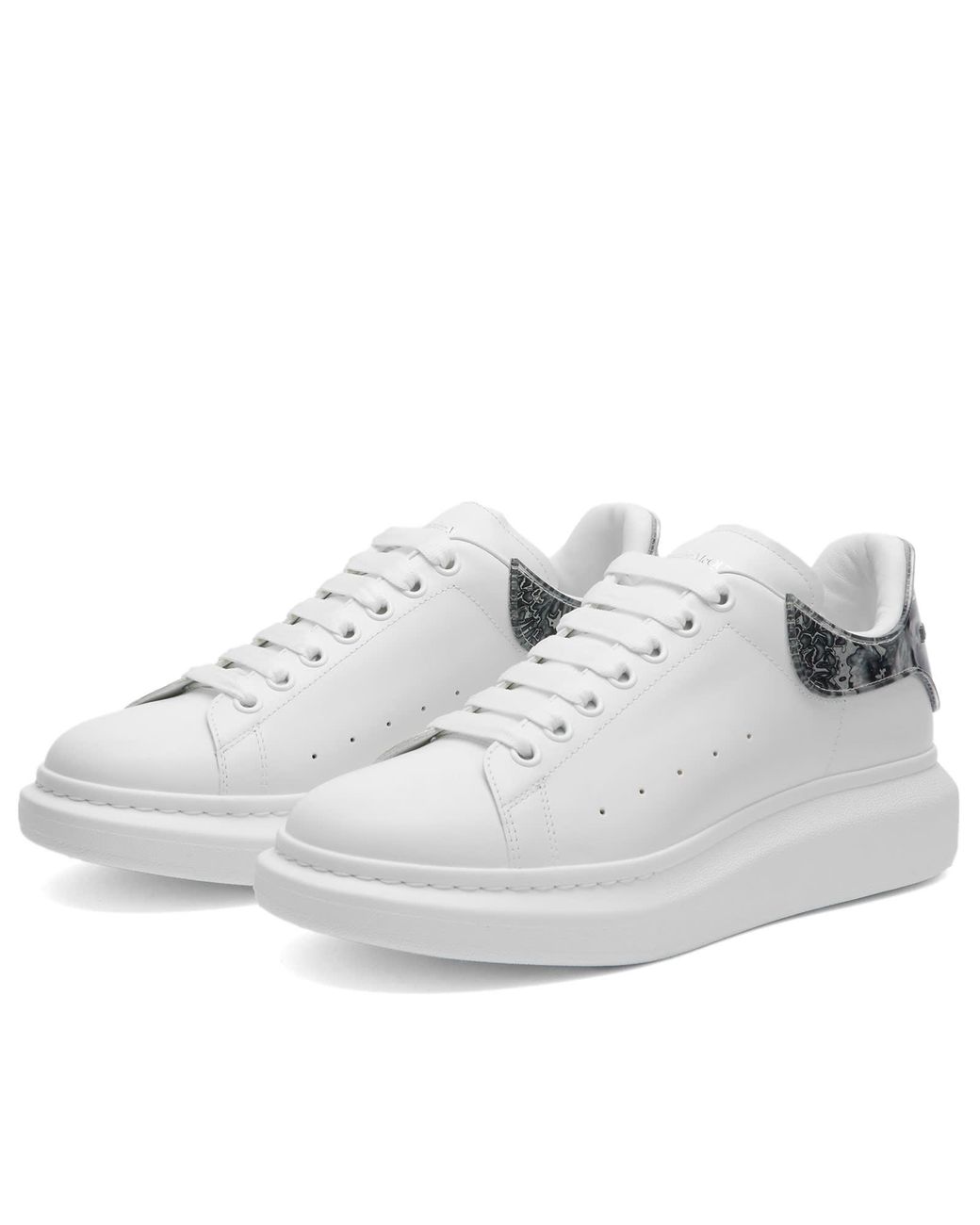 【ALEXANDER MCQUEEN】Oversole Sneakers Silver Tab Alexander McQueen Oversized Sneakers 'White Silver