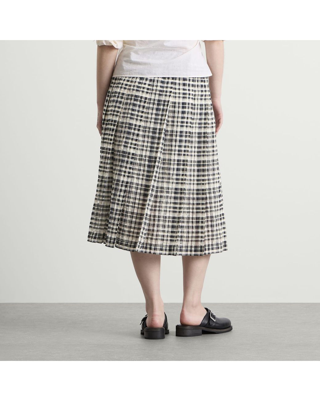 YMC Black Rosette Midi Skirt