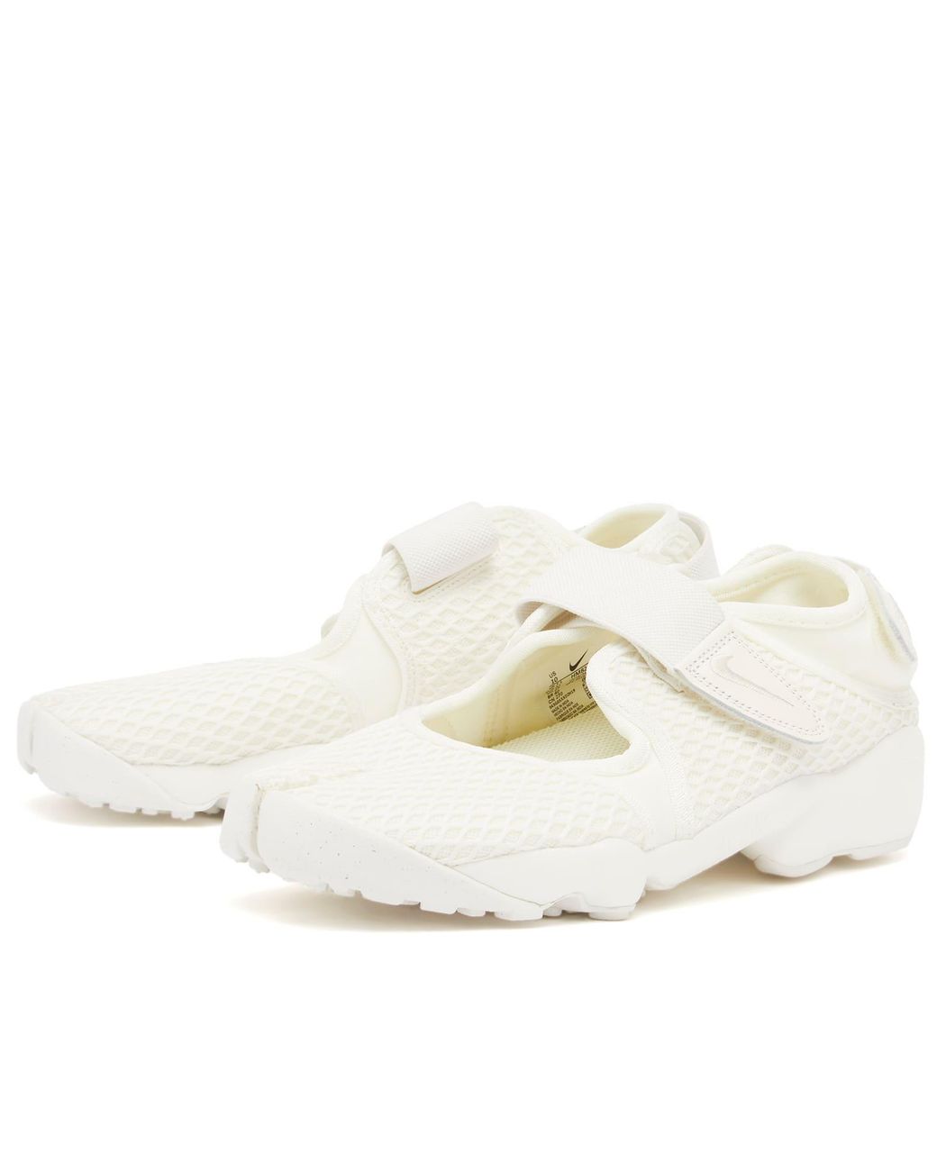 white nike rifts infants