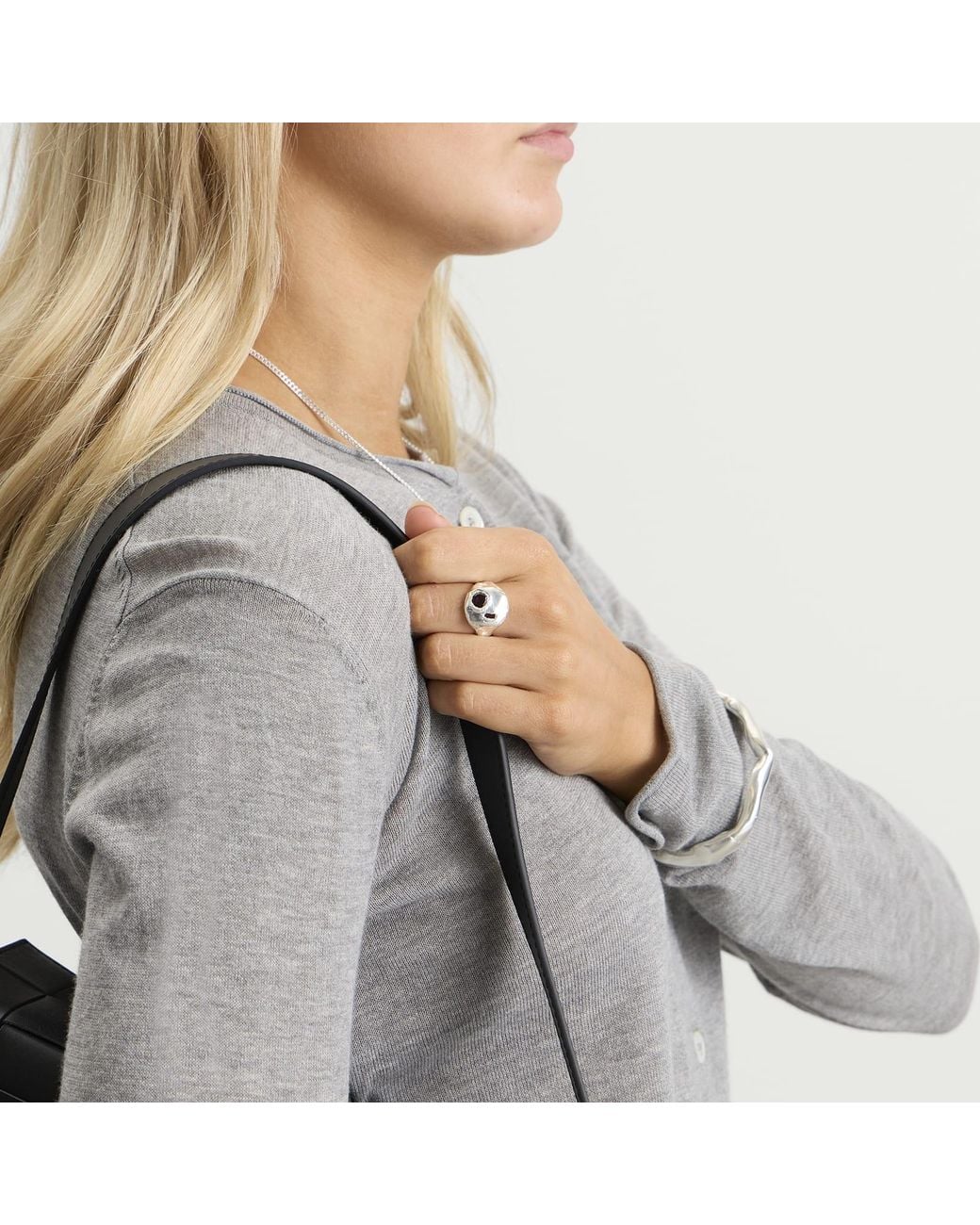 SIMUERO Metallic Coco Ring