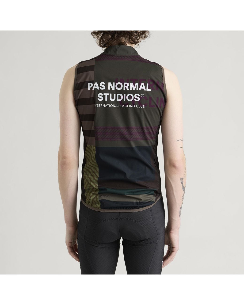Pas Normal Studios Green Mechanism International Stow Away Gilet for men