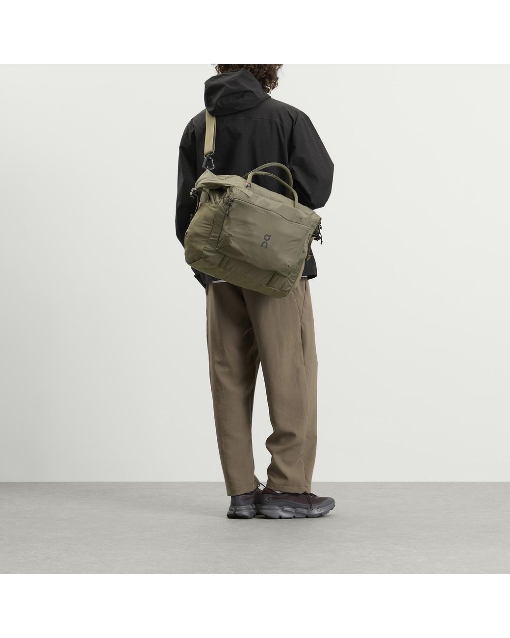 On Shoes Green Track Pack 35L Lite for men