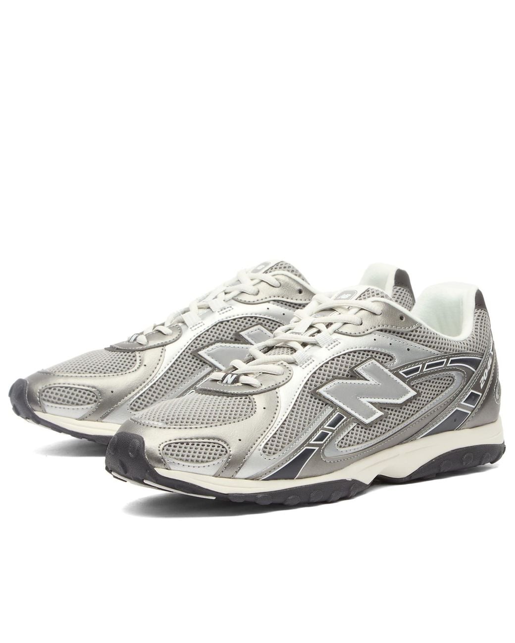 New Balance White 204L Sneaker