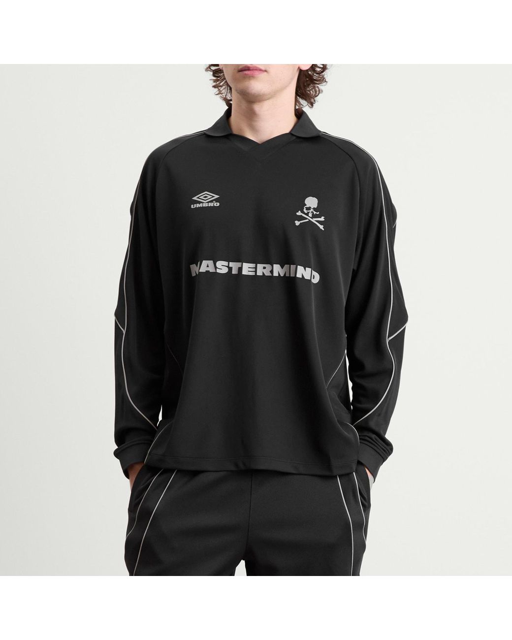 新品 UMBRO MASTERMIND WORLD LS GAME SHIRT UMBRO × MASTERMIND WORLD WILL BE AVAILABLE TOMORROW. #UMBRO