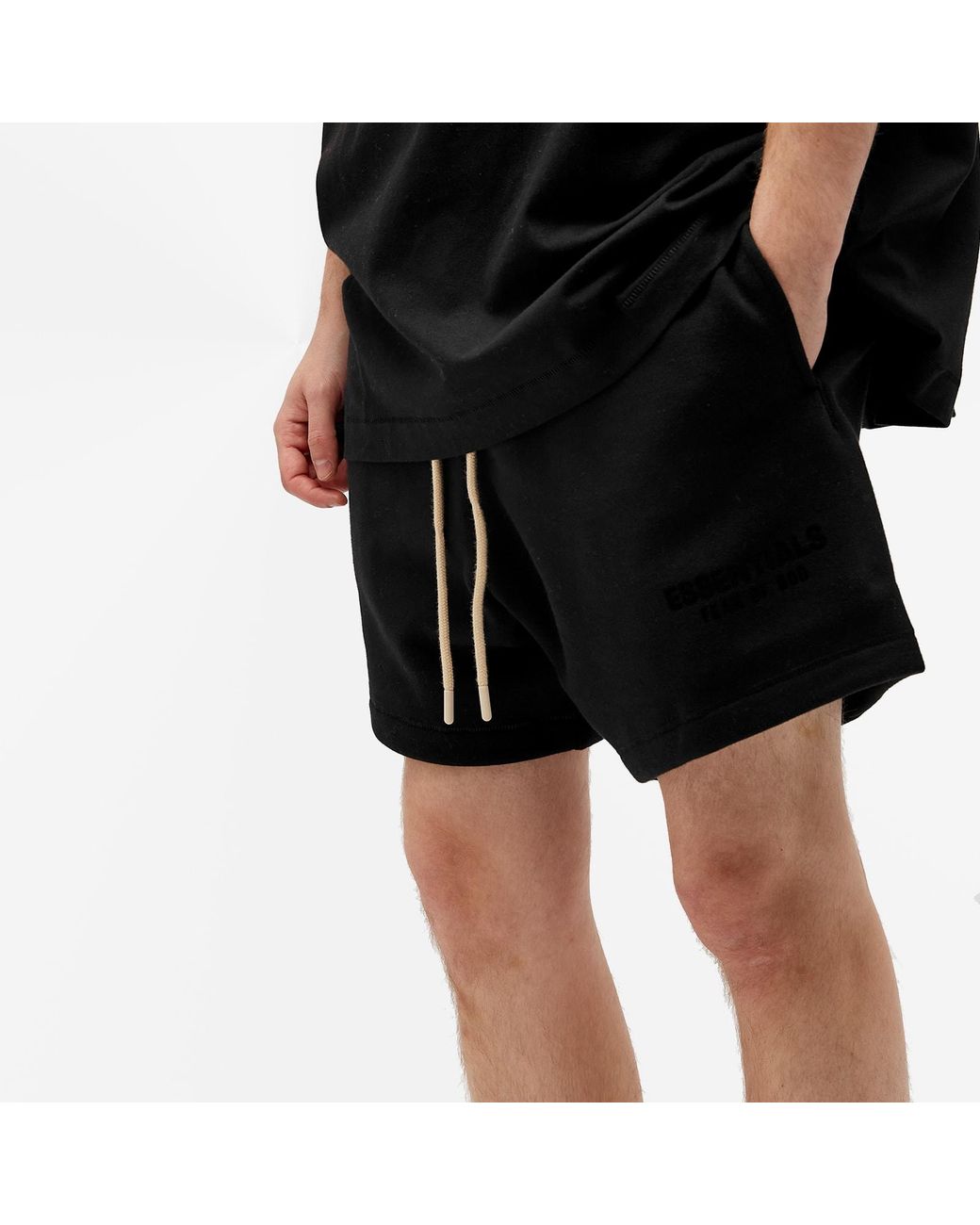 パンツ FEAR OF GOD ESSENTIALS Sweatshort Fear of God Essentials Sweatshort (SS22) | Urban Outfitters