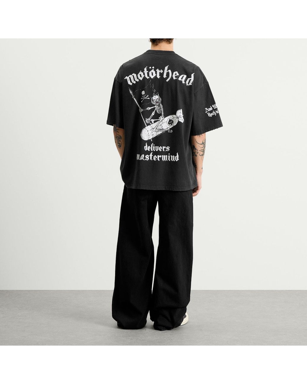 END. X Mastermind World X Motorhead Delivers T-Shirt in Black for