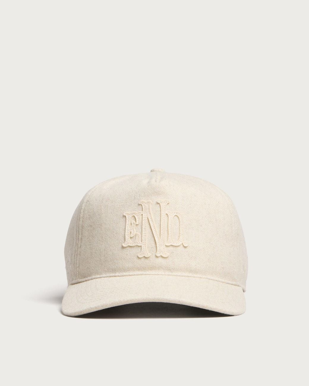 END. Natural Monogram Hitch Lc Cap