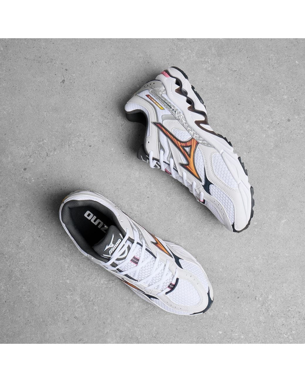 Mizuno White Wave Mustang Ls Og Sneaker for men