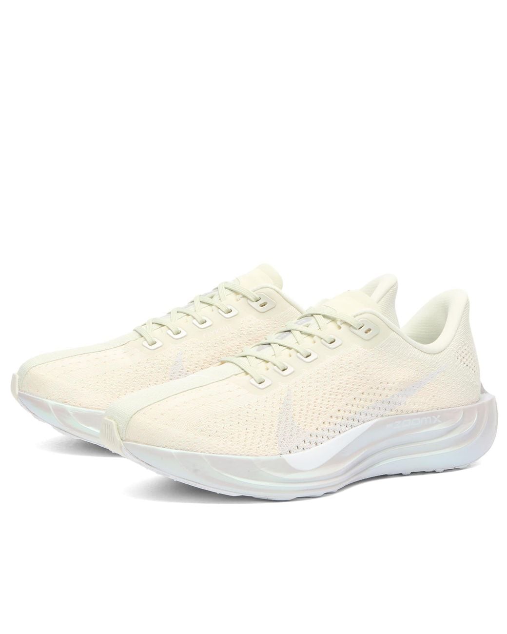 Nike White Pegasus Plus Ess Sneaker