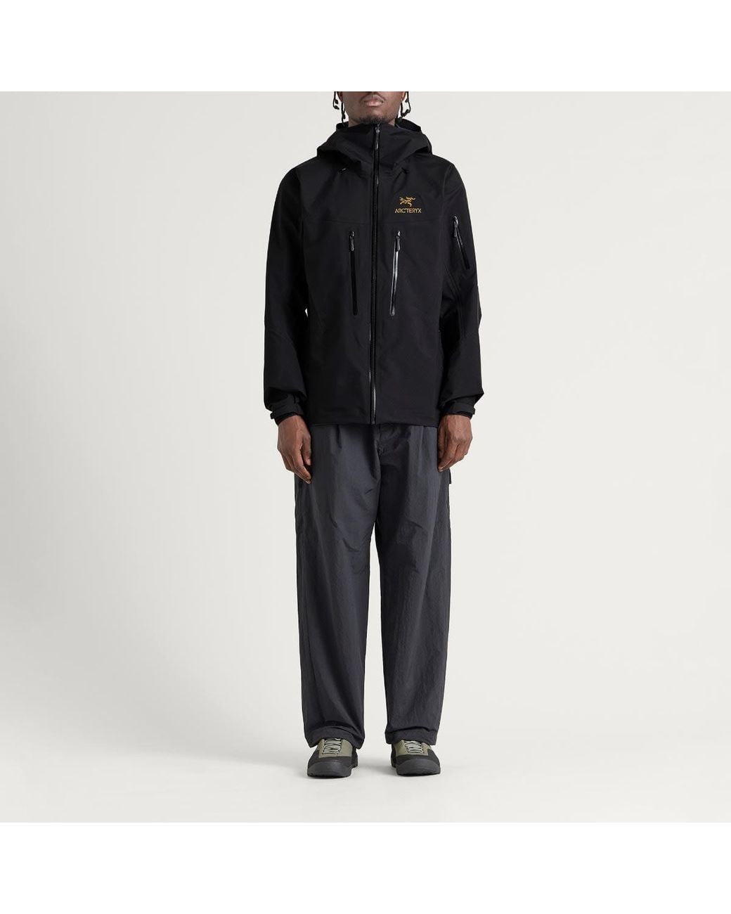 Arc'teryx Black Alpha Sv Gore-Tex Jacket for men