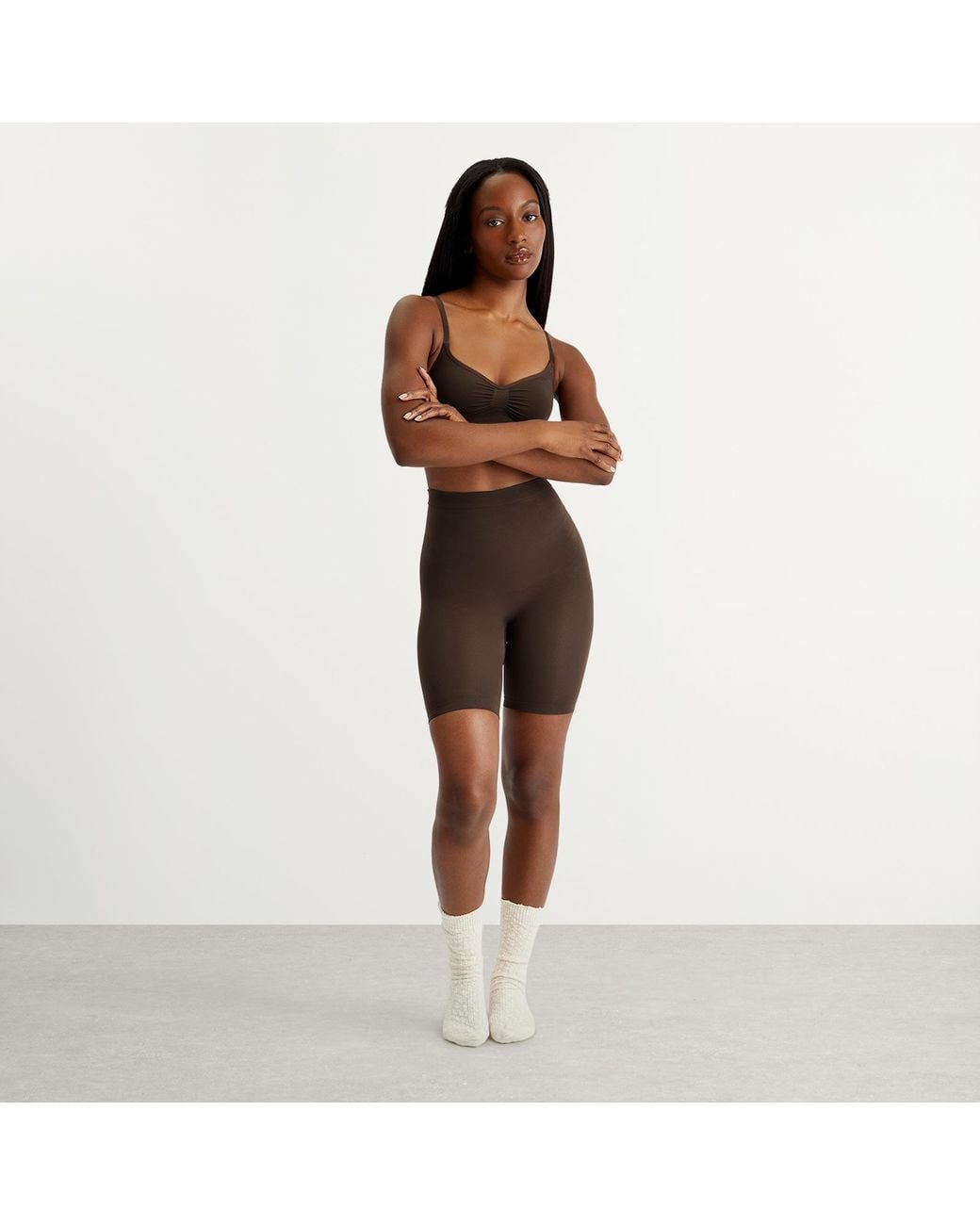 Skims Brown Seamless Sculpt Mid Thigh Short