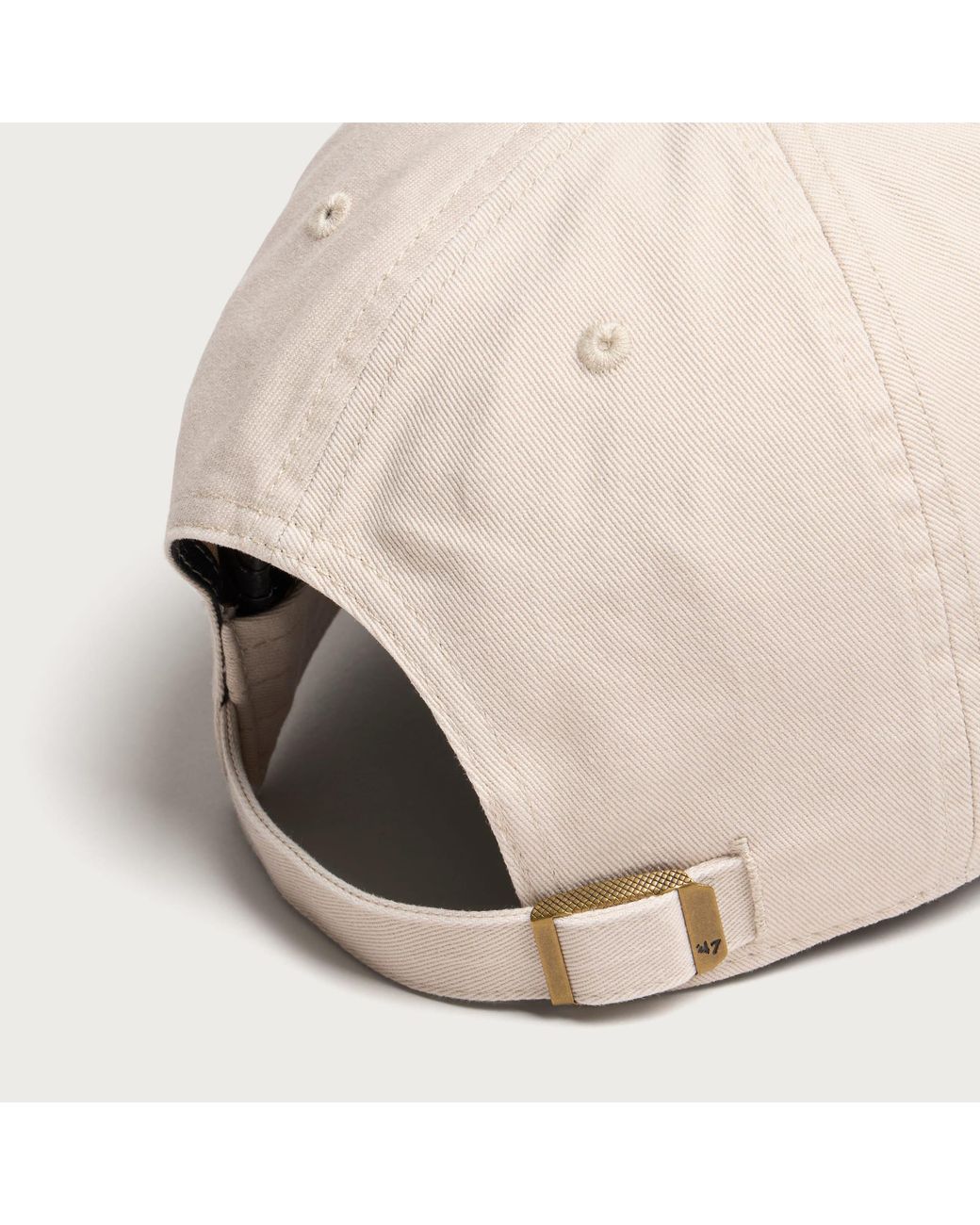 END. Natural Monogram Clean Up Cap