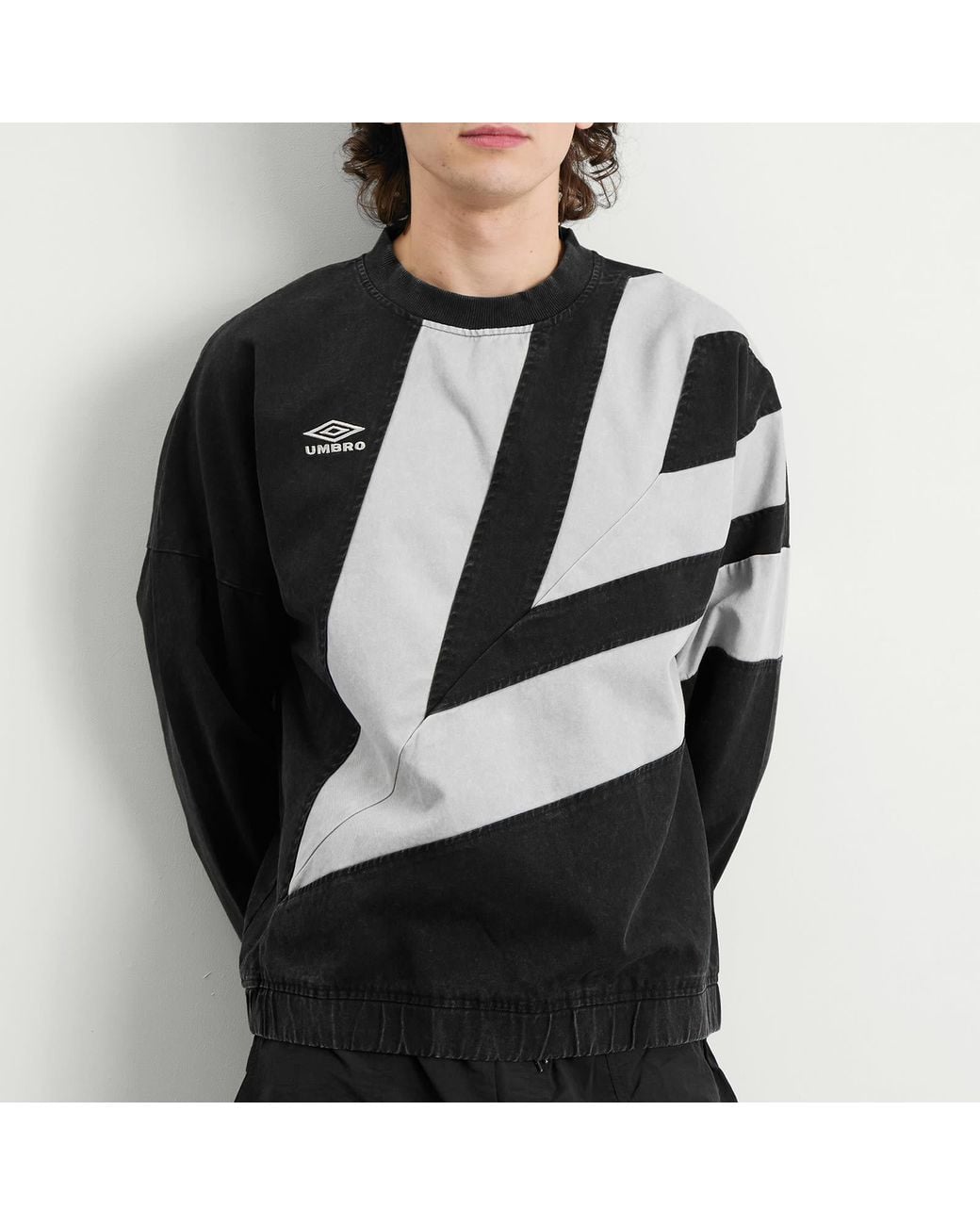 Umbro Black Washed Diamond Drill Sweat for men