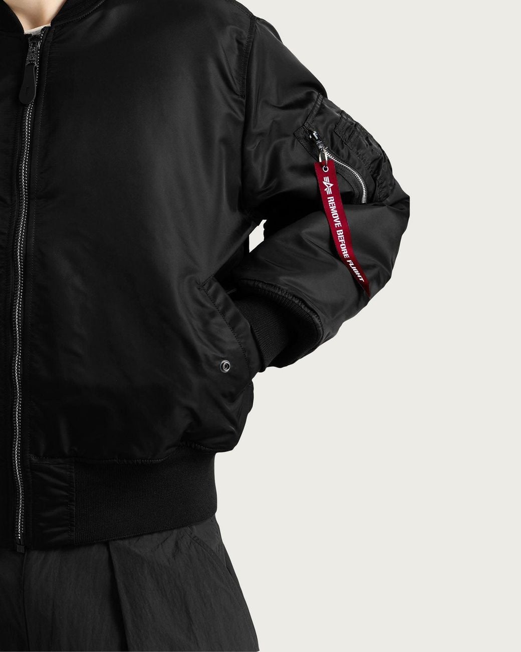 Alpha Industries Black Ma-1 Heritage Bomber Jacket for men