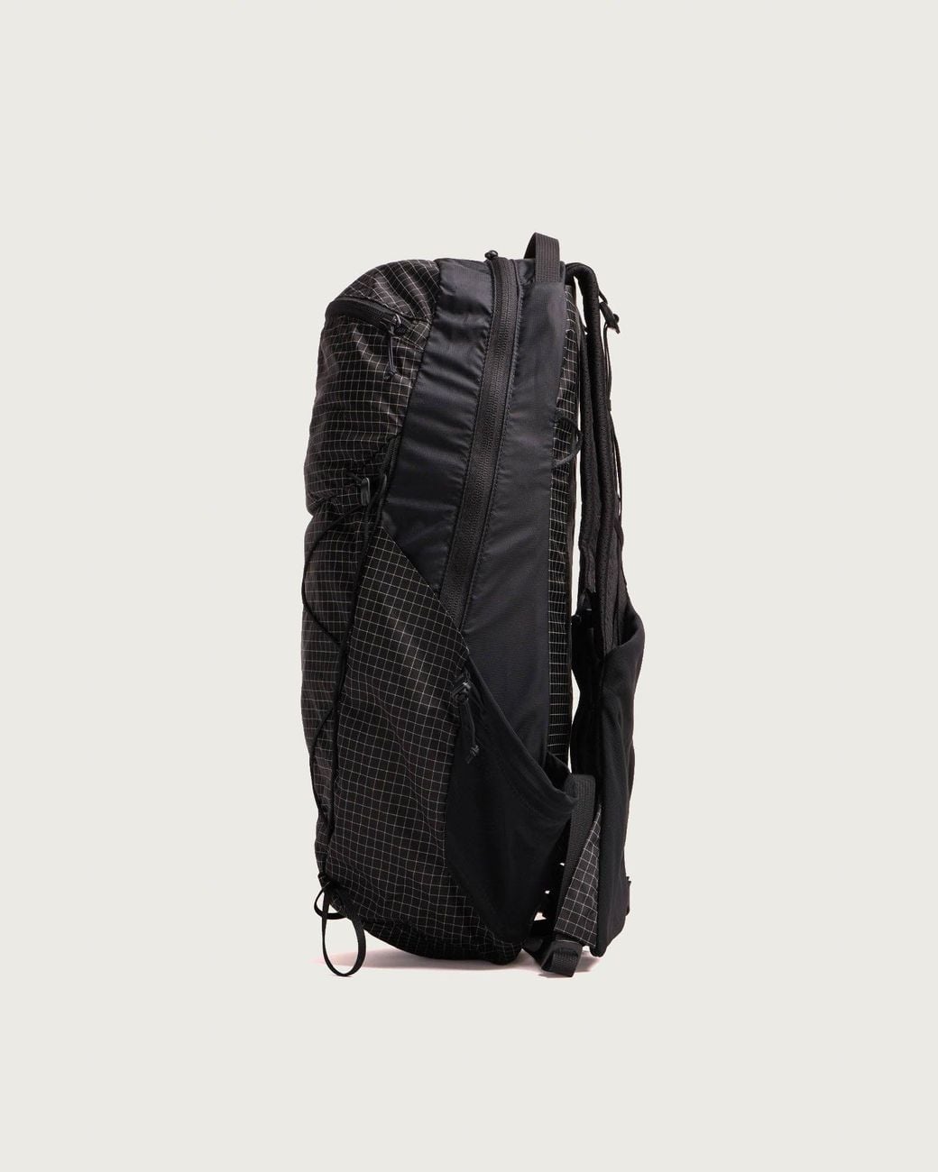 Arc'teryx Black Aerios 18 Backpack