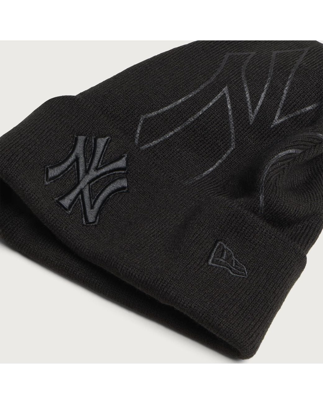 KTZ Black New York Yankees Oversize Logo Beanie Hat