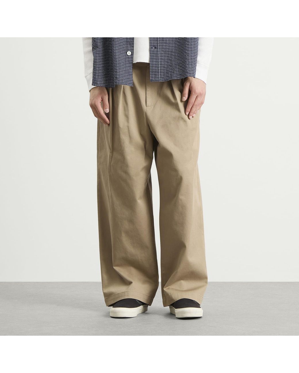 Beams Plus Natural New Wide Pleated Chino for men