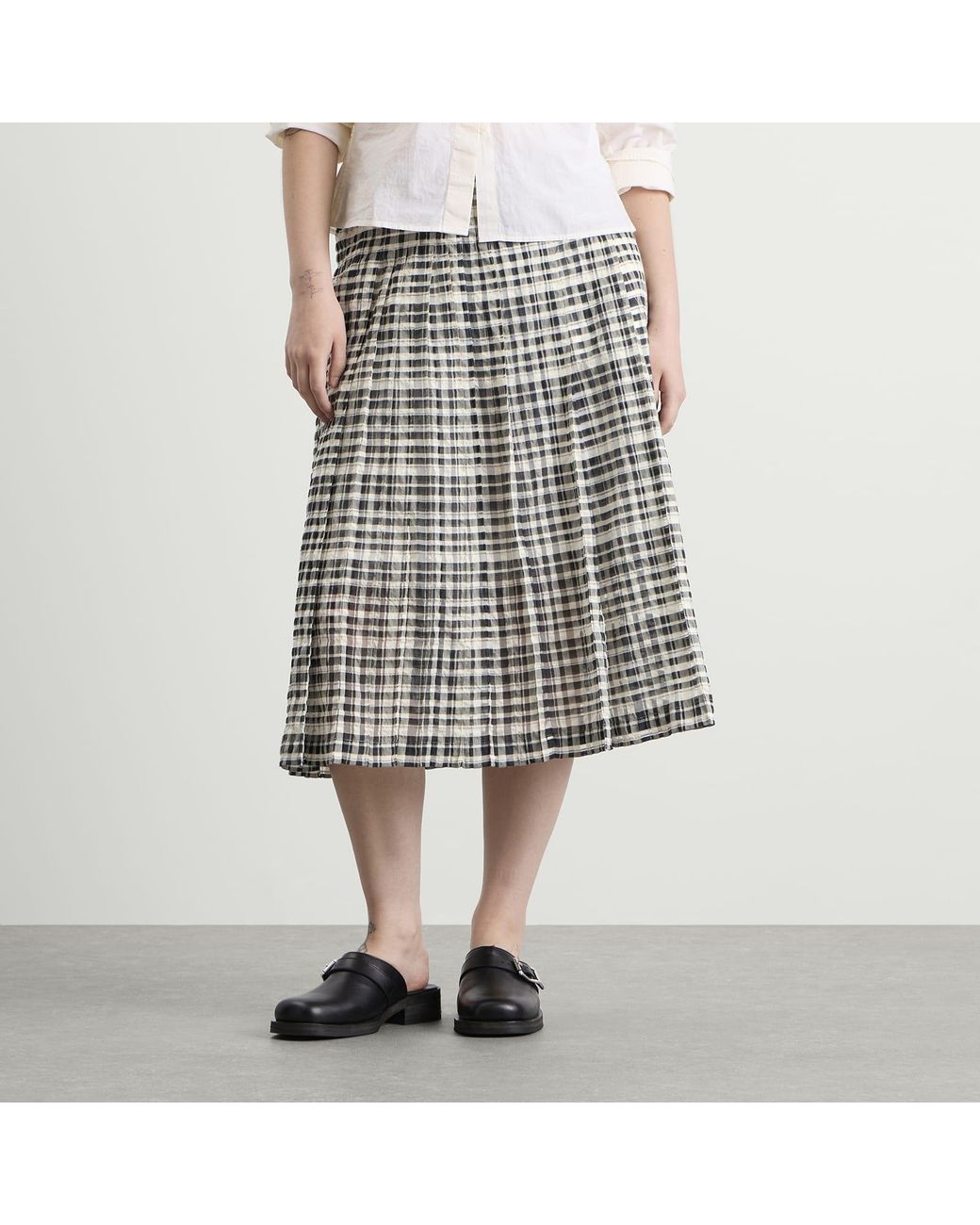 YMC Black Rosette Midi Skirt