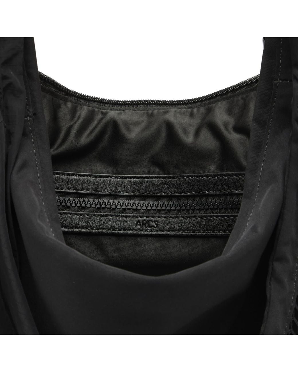 Arc Black Hey Sling Bag