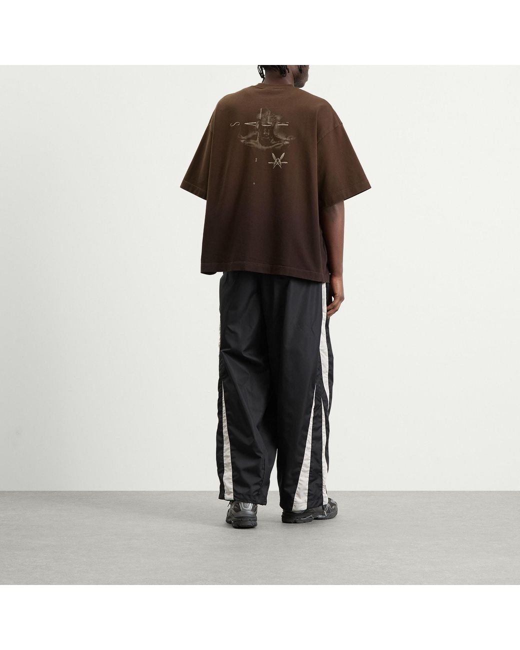 GOOPiMADE Brown End. X Sage T-Shirt for men