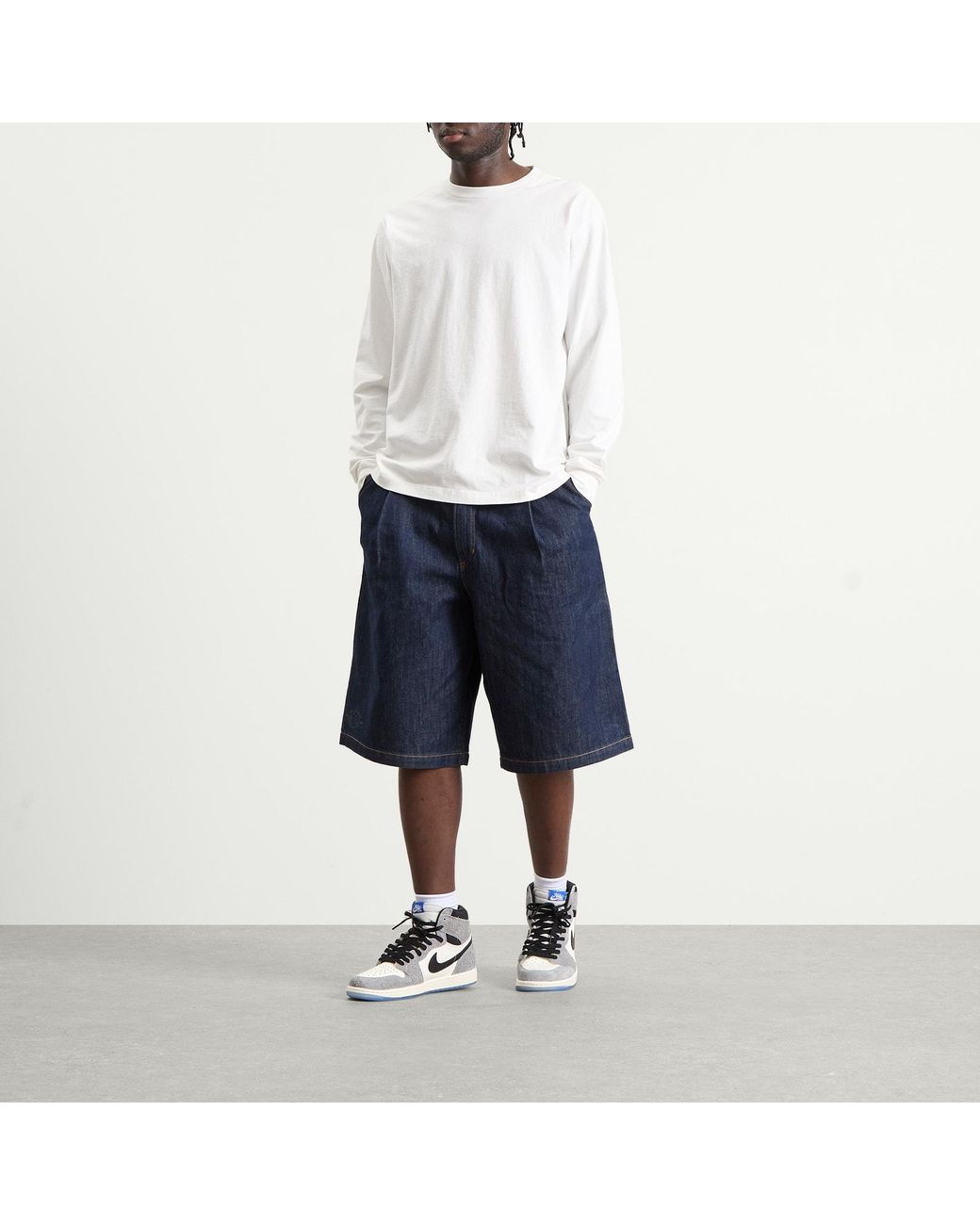 34 Levi