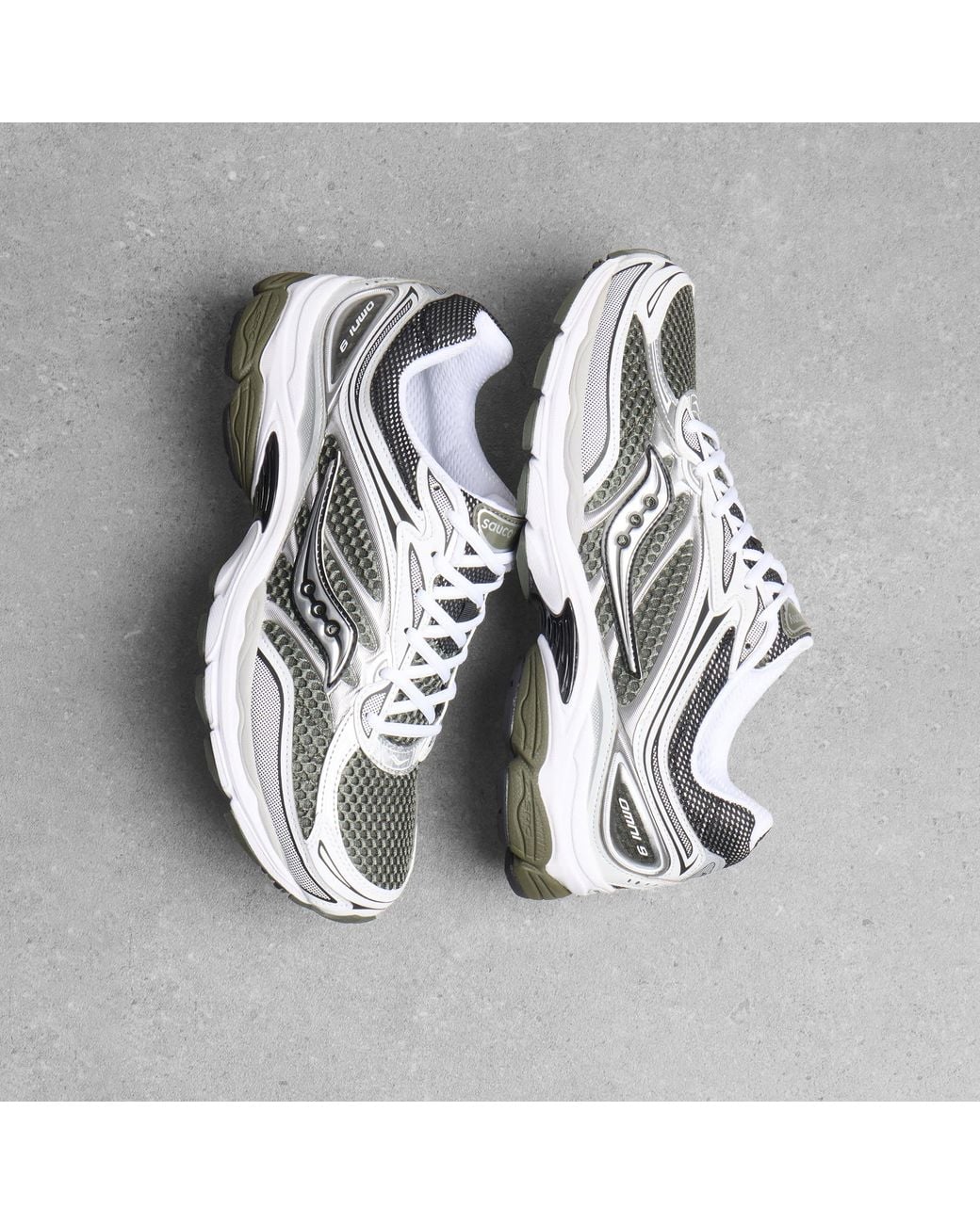Saucony White Progrid Omni 9 Og Sneaker