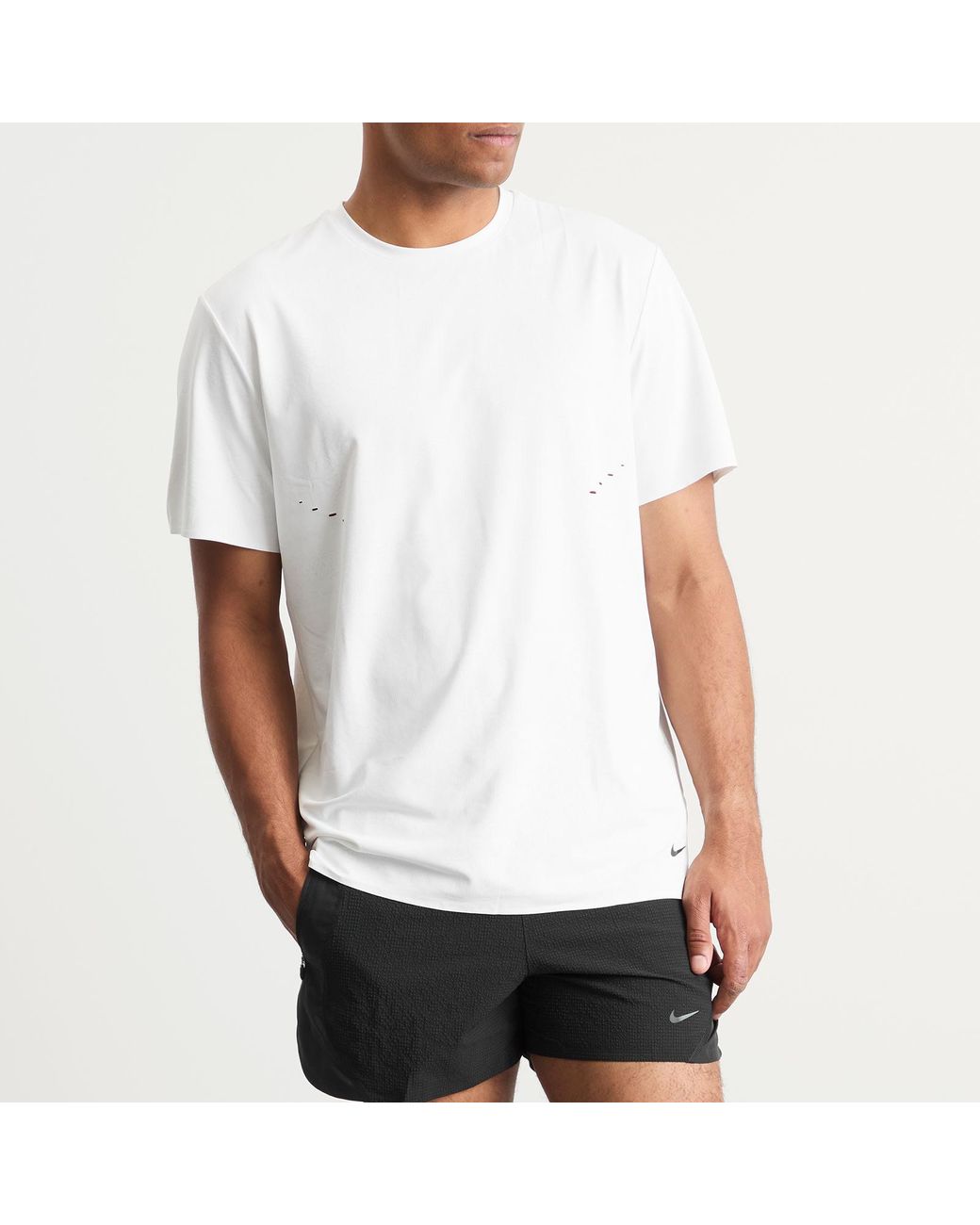 white nike t shirt for men