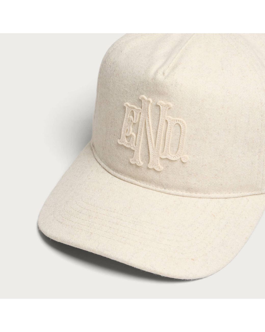 END. Natural Monogram Hitch Lc Cap
