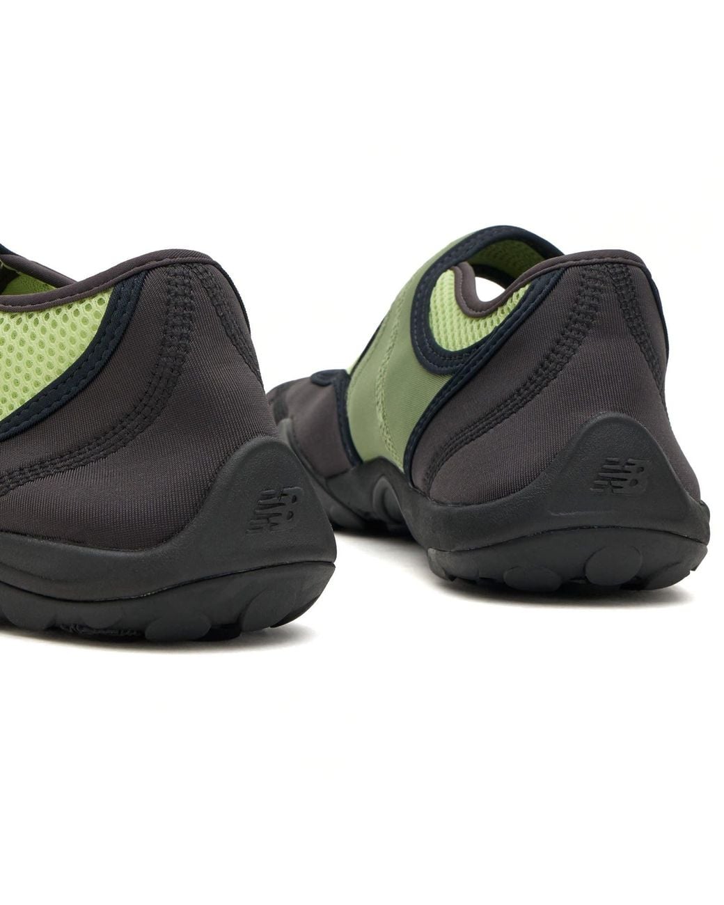 New Balance X Tokyo Design Studio Mt2 Sneakers in Green | Lyst